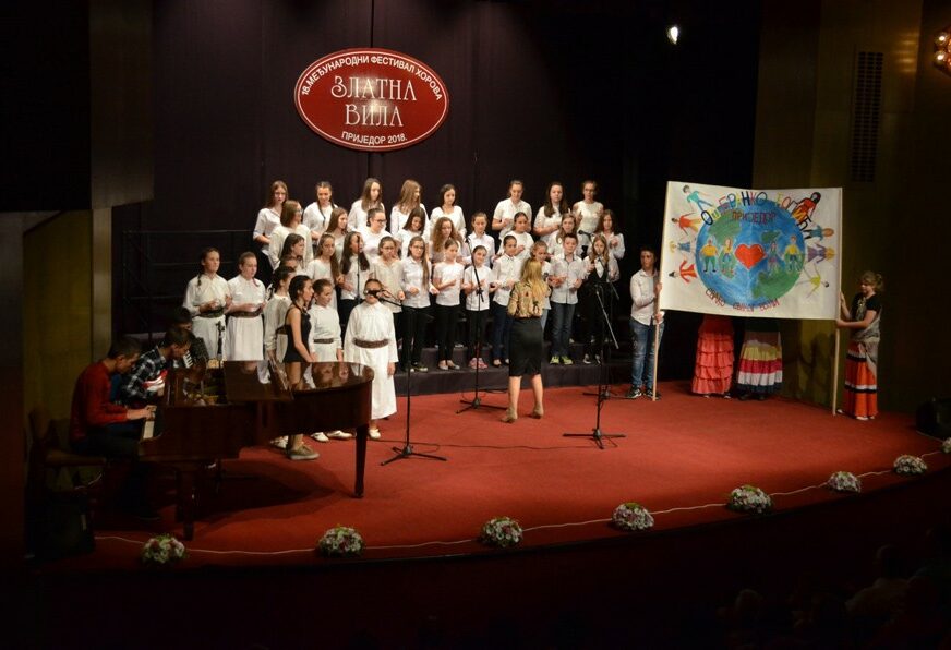 Počeo međunarodni festival horova "Zlatna vila"