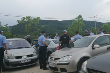 BURNO PRIJE UTAKMICE Uhapšeni navijači Želje u Krupi, Prosinečki prati revanš