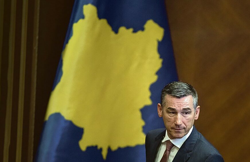 "RADI ZA VIŠE OBAVJEŠTAJNIH SLUŽBI" Evo ko je Kadri Veselji, kosovski političar koji poziva na rat protiv Srbije