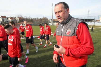 "Tip napadača sa kojim će se plasirati u Ligu šampiona" Grof Božović otkrio detalje o nesuđenom pojačanju Zvezde