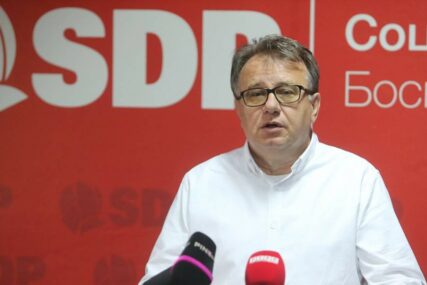 Nikšić prozvao SDA "Evo, neka formiraju vlast, ali kako će kada niko neće s njima"