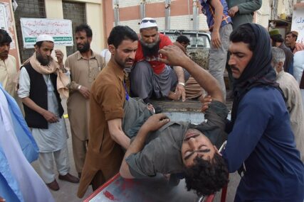 Pakistan: Poginulo najmanje 15 ljudi koji su išli na svadbu