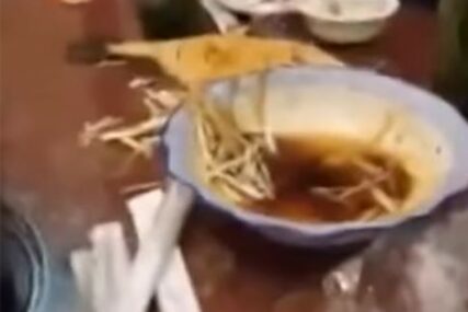 JAKO SVJEŽA Naručio ribu u restoranu a ona je odlučila da POBJEGNE