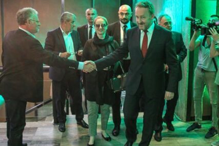 SAMO SKUPO Sebija Izetbegović počastila se torbom od 4.000 KM