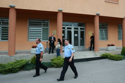 OSUĐEN ZA ZLOČINE KOD KLADNJA Vejzoviću šest godina zatvora za srpske civile