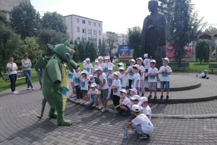 Mališani uz Zmaja obilaze Banjaluku