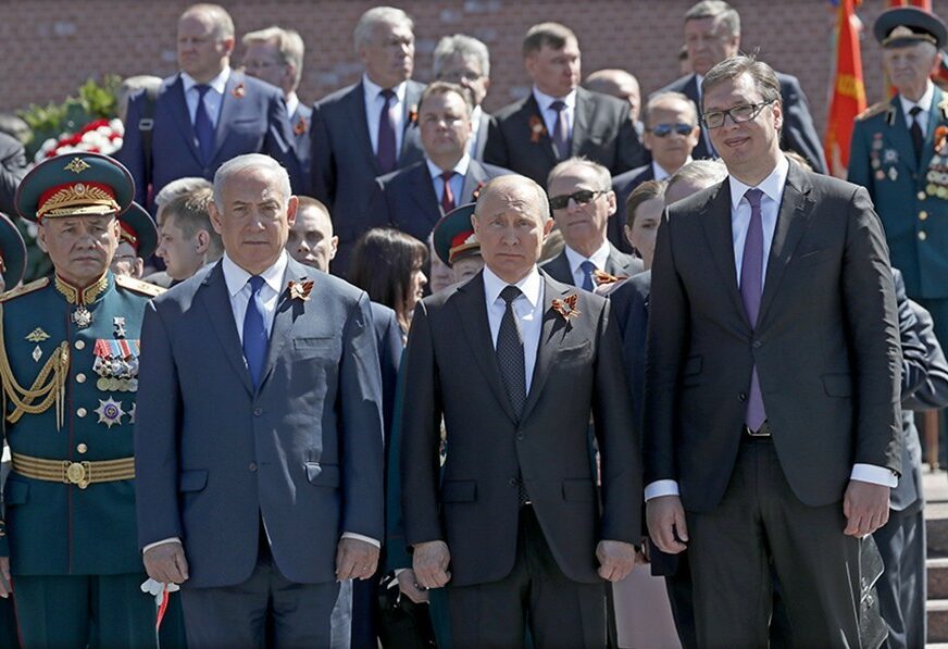 UZBUNA U MOSKVI Spriječen napad na ''Besmrtni puk'' s Vučićem i Putinom na čelu, uhapšeno 26 TERORISTA