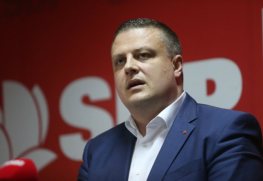 "UGOSTILA LAVROVA, STALA UZ DODIKA" SDP zatražio ostavku Bisere Turković