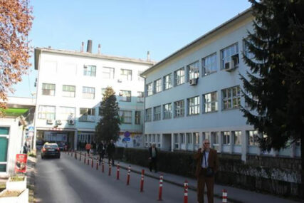 “IDU TAMO GDJE SU BOLJE PLAĆENI” Najbolji vaskularni hirurg u BiH OTIŠAO U INOSTRANSTVO, zenička bolnica ZATVORILA odjeljenje