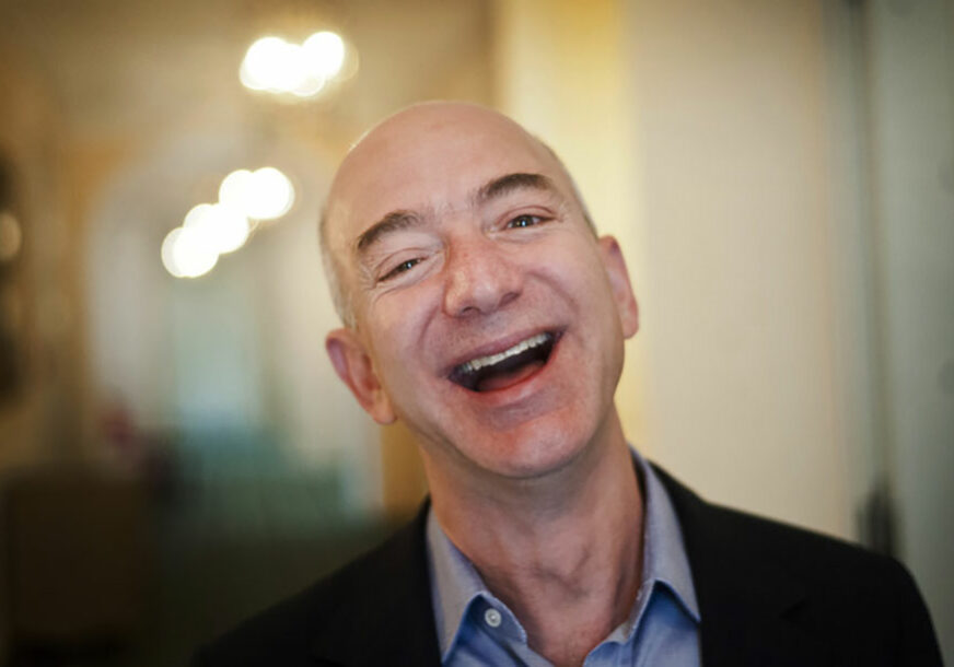 Džej Bezos bogatstvom premašio Bila Gejtsa