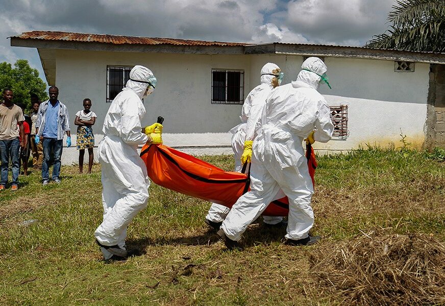 RASTE BROJ SMRTNIH SLUČAJEVA Epidemija ebole izmakla kontroli