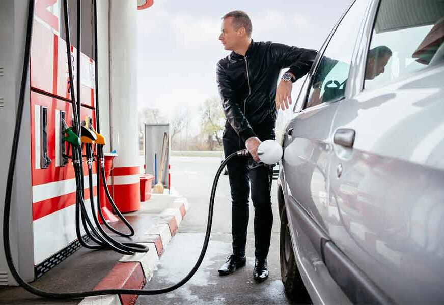 Egipat povećao cijene benzina za 50 odsto