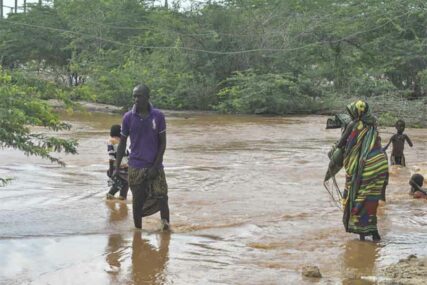 Jake padavine u Keniji izazvale POPLAVE I KLIZIŠTA, poginule 34 OSOBE