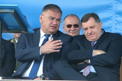 “SVJESNO IZMIŠLJA SUKOBE S OPOZICIJOM” Mladen Ivanić bez dlake na jeziku o Miloradu Dodiku