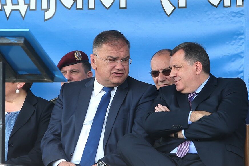 „LJENGUZA, LAŽNI PROFESOR, ŠTETOČINA“ Dodik uvredama odgovorio Ivaniću, optužio ga da je prodao sve što je mogao