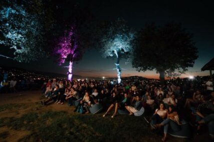 Srednjoškolci mogu BESPLATNO na Omladinski Film Festival Sarajevo