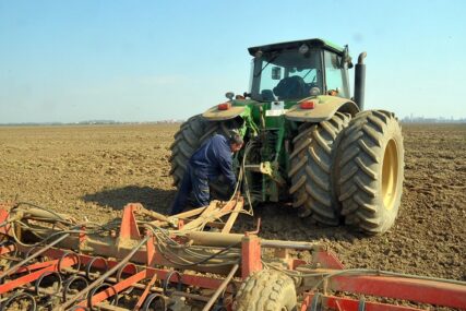 Podrška poljoprivrednicima u Bijeljini: Premija za pšenicu dva feninga po kilogramu