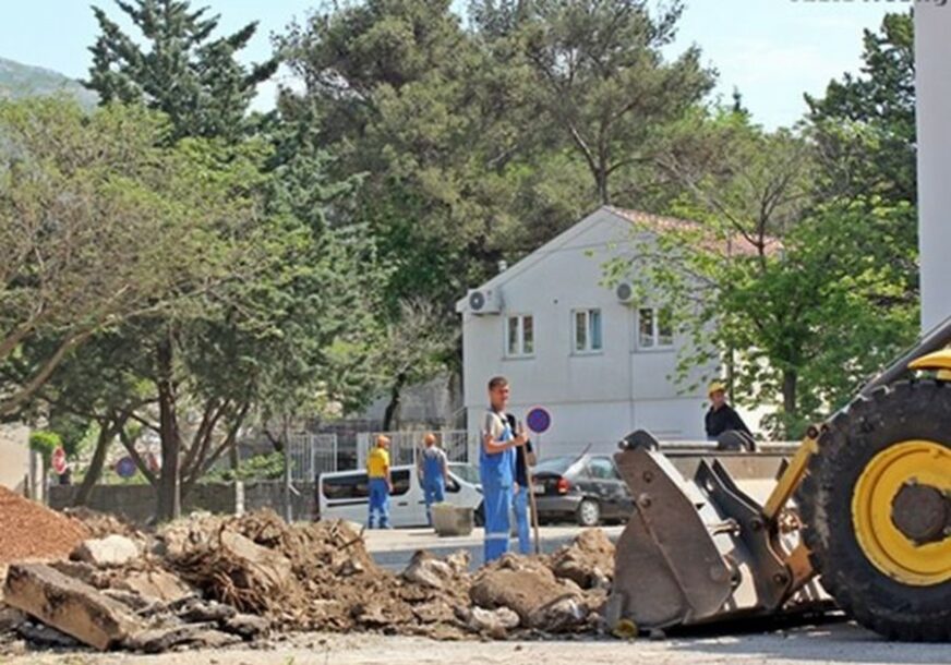 RIJEŠAVANJE DUGOGODIŠNJEG PROBLEMA Novi parking i šalter sala u trebinjskoj bolnici