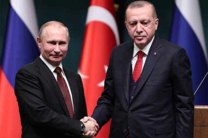 TELEFONSKA SJEDNICA DVOJICE LIDERA Putin i Erdogan razgovarali o bilateralnim odnosima i Siriji