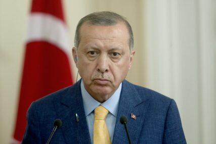 NAJAVIO NUŽNE MJERE Erdogan: Turska će iskoristiti pravo da uništi kurdske borce, ako se ne povuku