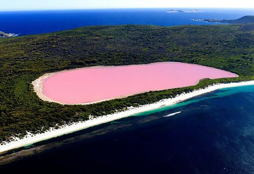Ni nauka ne zna objasniti ružičasto jezero u Australiji