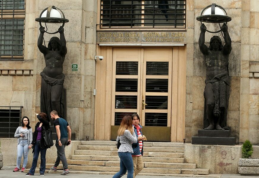 Centralne banke BiH donijela odluku: Korekcija stope naknade na novac iznad obavezne rezerve