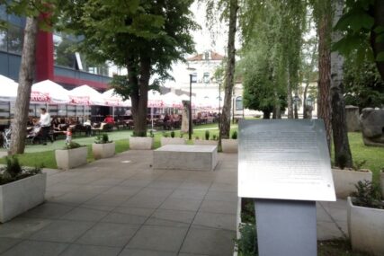 Uoči godišnjice sjećanja na NEVINU DJECU: Sklonjen spomenik „12 beba“ iz centra grada