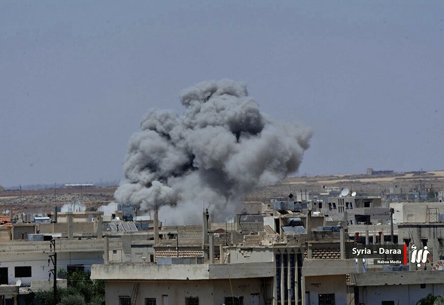 Avioni predvođeni SAD bombardovali Siriju, poginulo više od 30 ljudi