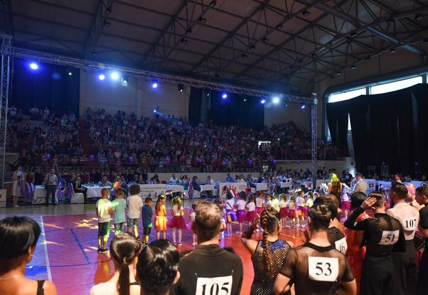 Plesni spektakl u Brčkom: Na međunardnom takmičenju više od dvije hiljade učesnika