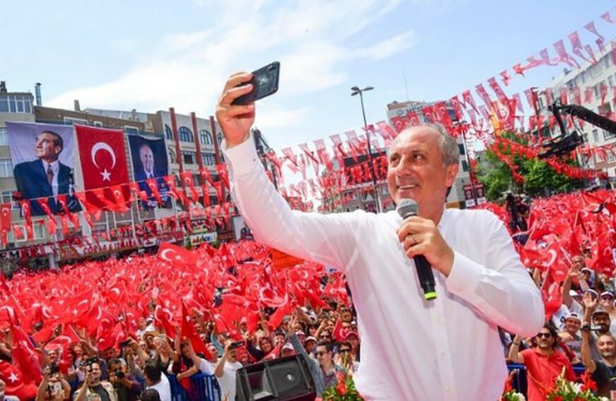 U Turskoj otpuštaju više od 18.000 državnih službenika