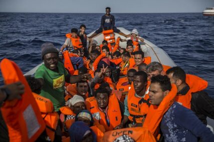 TRAGEDIJA NA SREDOZEMNOM MORU Potonuo brod sa 86 migranata, tri osobe preživjele
