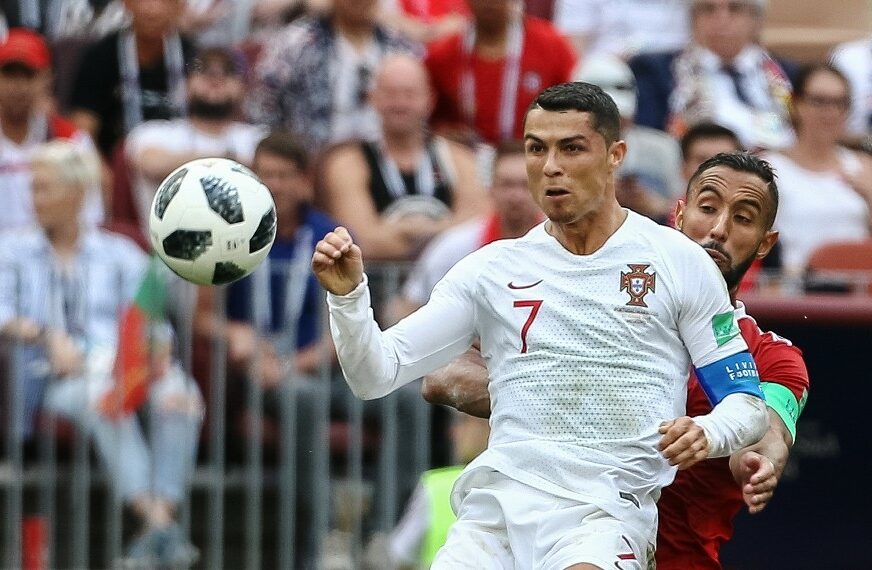 REMETILI PORTUGALCIMA ODMOR Kristijano Ronaldo molio navijače iranske reprezentacije da prekinu buku kako bi mogao da spava