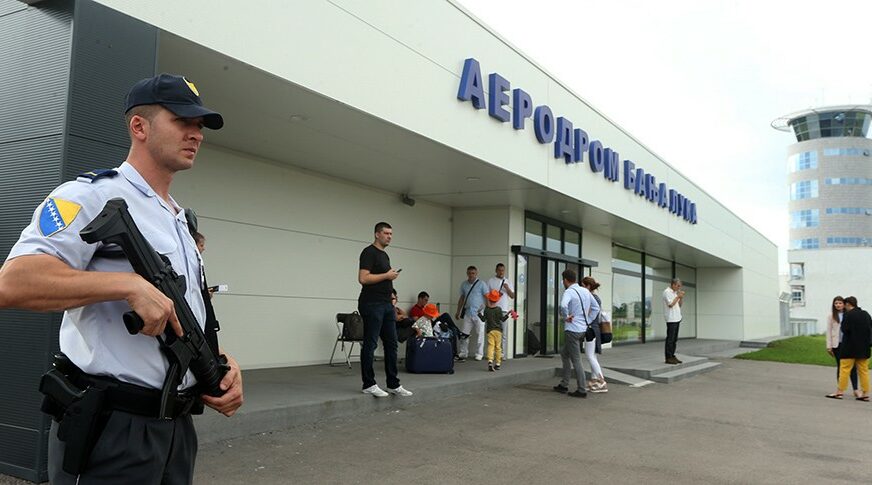 Aerodromi u BiH u julu su imali više od 233.000 putnika, ali je banjalučki NESLAVNI REKORDER