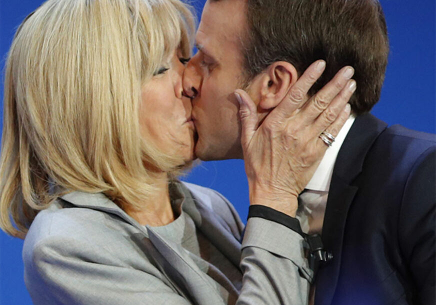 Viralna fotografija budućeg predsjednika Francuske Makrona (15) i Brižit je fotomontaža