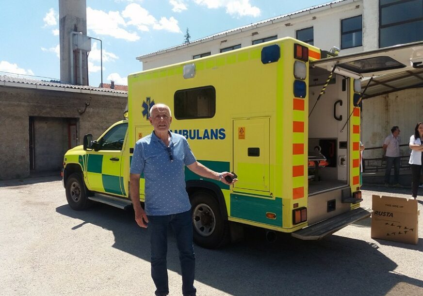 DOM ZDRAVLJA U LJUBINJU Šveđani donirali sanitetsko vozilo za bolje liječenje građana