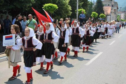 Festival folklora okupio 500 djece iz cijele Srpske