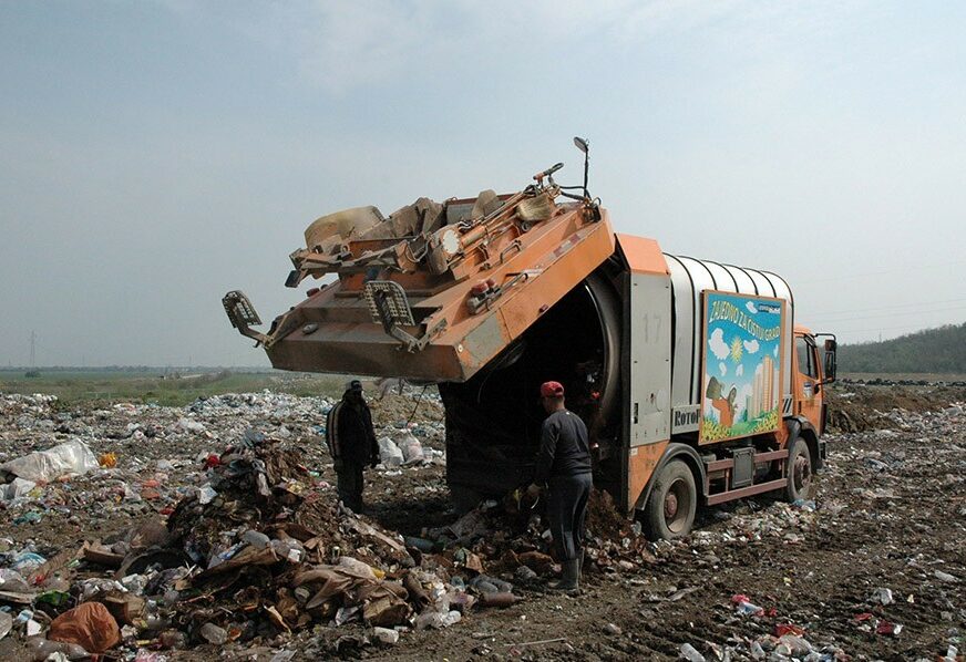 Sud odlučio, odvoz smeća u Bijeljini bio nelegalan: Sitna greška prazni kasu ''Komunalca''