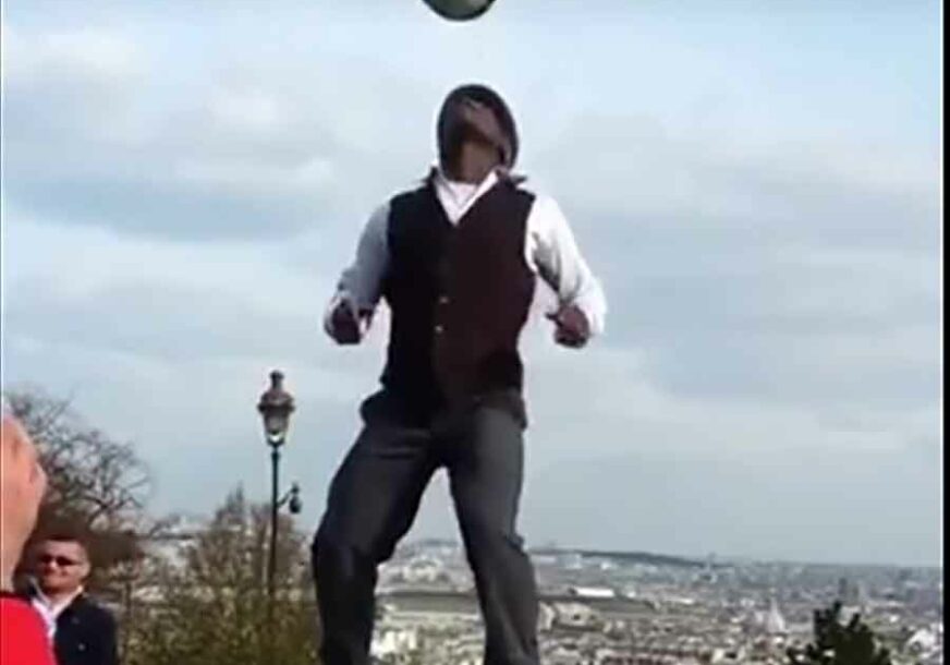 ČAROBNJAK S LOPTOM Njemu bi mogli da pozavide i NAJBOLJI FUDBALERI svijeta (VIDEO)