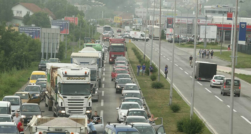 I HRVATIMA SKUPO GORIVO Sutra blokada saobraćaja širom države