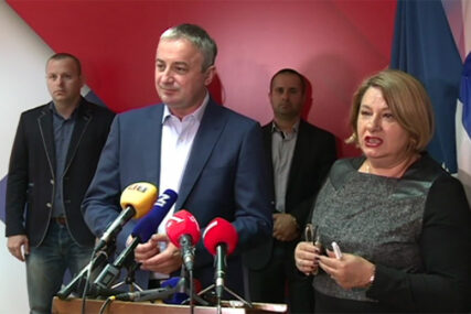 DOGOVORENA SARADNJA PDP i Seljačka stranka zajedno idu na izbore