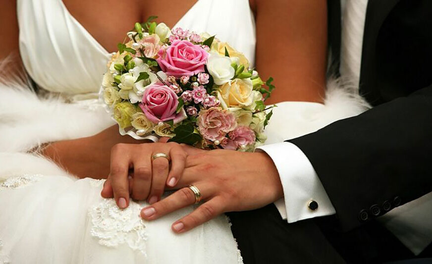SVAKA DJEVOJKA BI DA BUDE SLJEDEĆA Šok na vjenčanju, umalo se potukle zbog bidermajera (VIDEO)