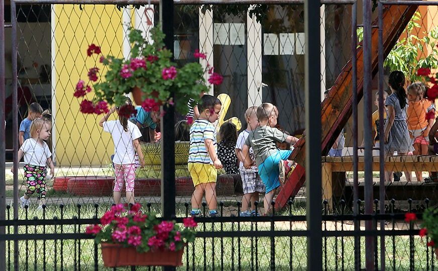 GOVOR I PASIRANA HRANA Svako treće dijete u Srpskoj muku muči s artikulacijom