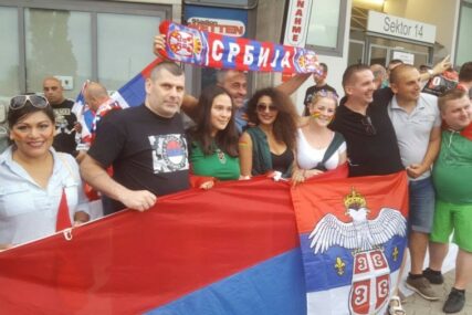 Banjalučani uz “Orlove” i u Rusiji: Nezaobilazan dekor ZASTAVA od 30 metara