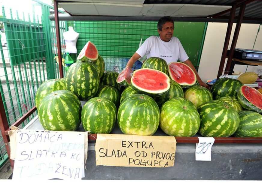 STIŽE KRALJICA SLASTI Grad nudi 23 lokacije za prodaju lubenica