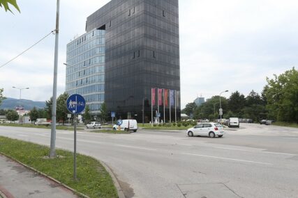 PONOVO VREBA Manijak napada djevojke kod zgrade „Euroherca“