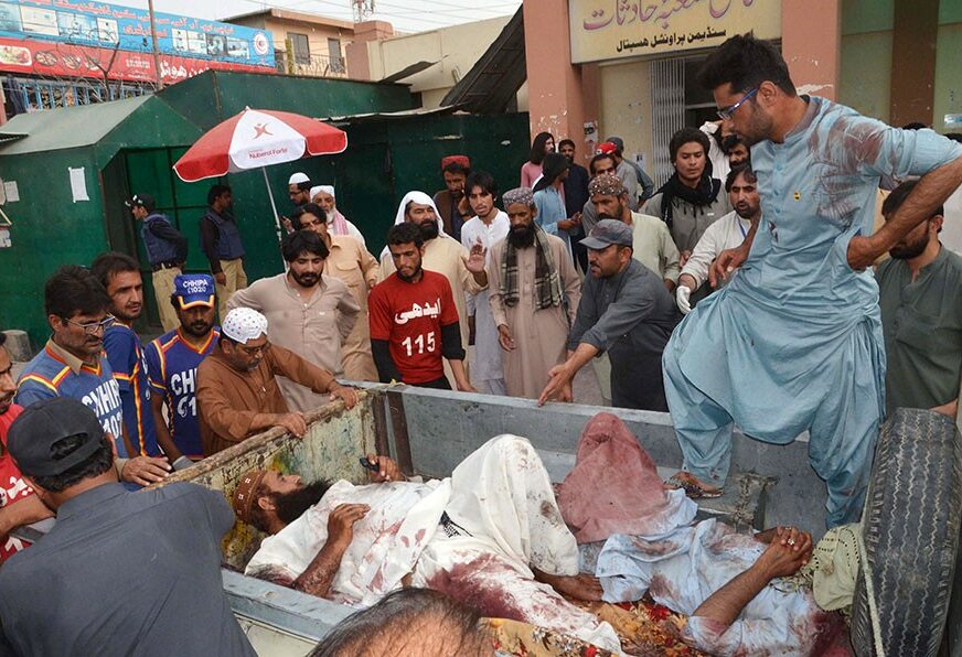 Bombaš samoubica u Pakistanu ubio 70 ljudi