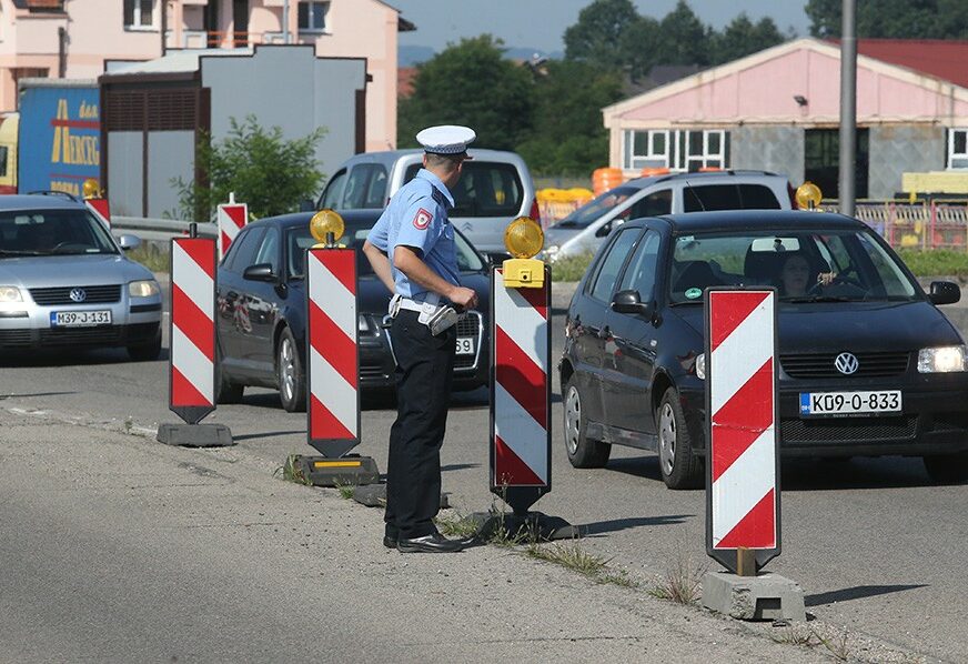 POLICIJA ODUZELA "ŠKODU" Vozio s lažnim tablicama