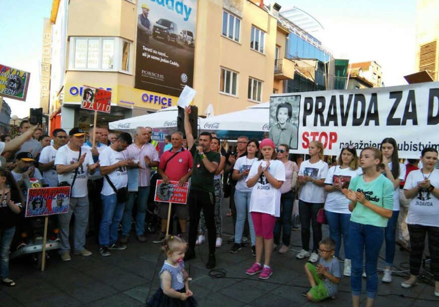 Davor Dragičević 110. dan na trgu u Banjaluci: “Vrećo i Lepir neće nikoga uhapsiti, jer bi morali prvo sebe da uhapse”