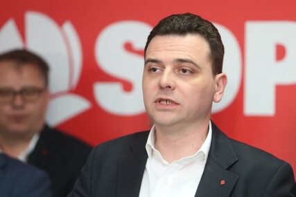 „A ONDA SE DESI DA SUTRA NE DOĐE“ Emotivna poruka poslanika SDP nakon što je OPERISAO MELANOM