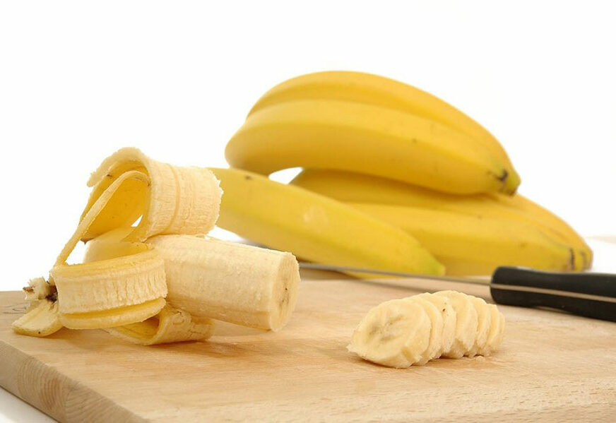 ENERGETSKA BOMBA Šta će se desiti ako pojedete dvije banane dnevno?